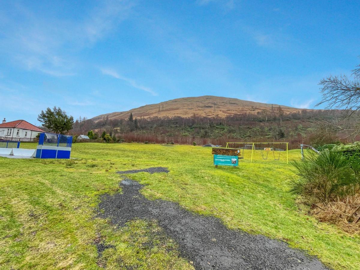 Cheerful Stays: 4 Bedroom Cottage In Arrochar Exterior foto