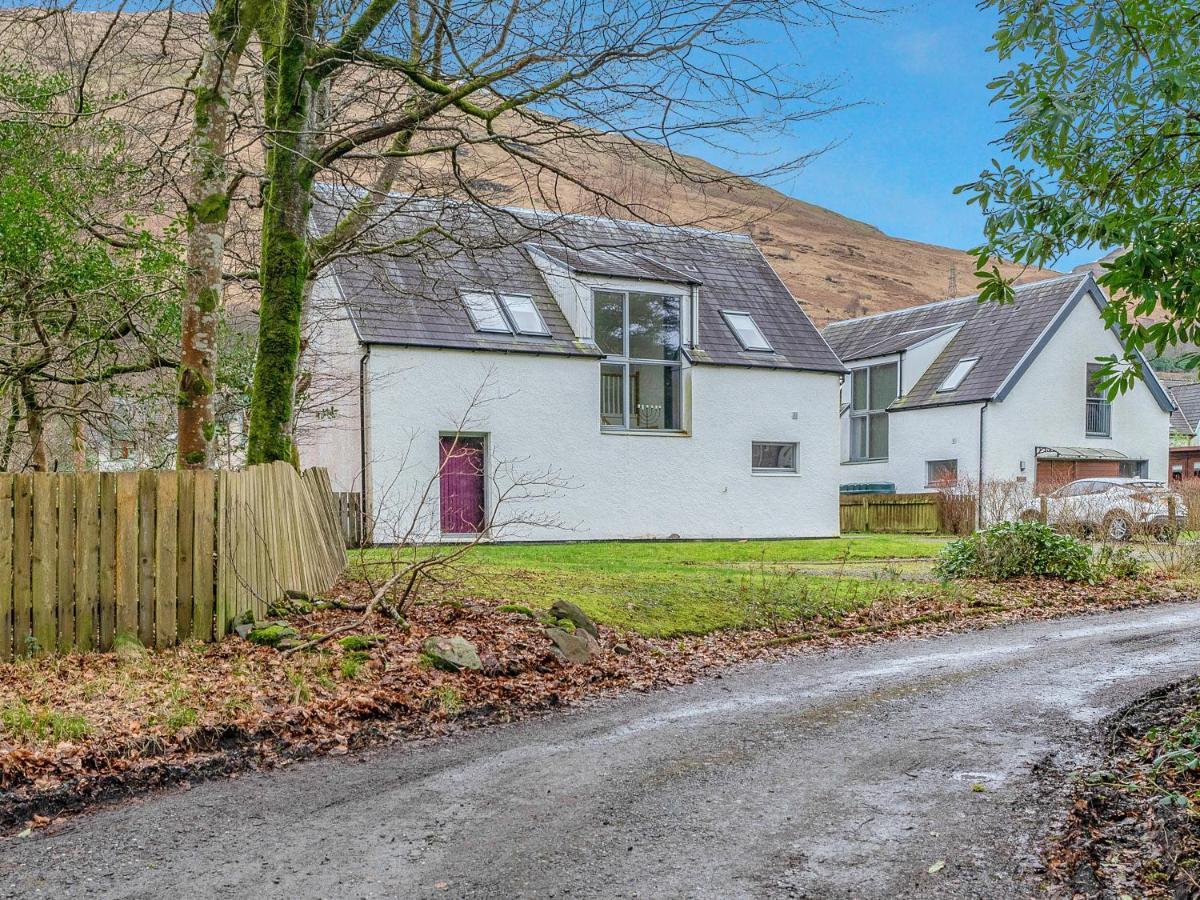 Cheerful Stays: 4 Bedroom Cottage In Arrochar Exterior foto